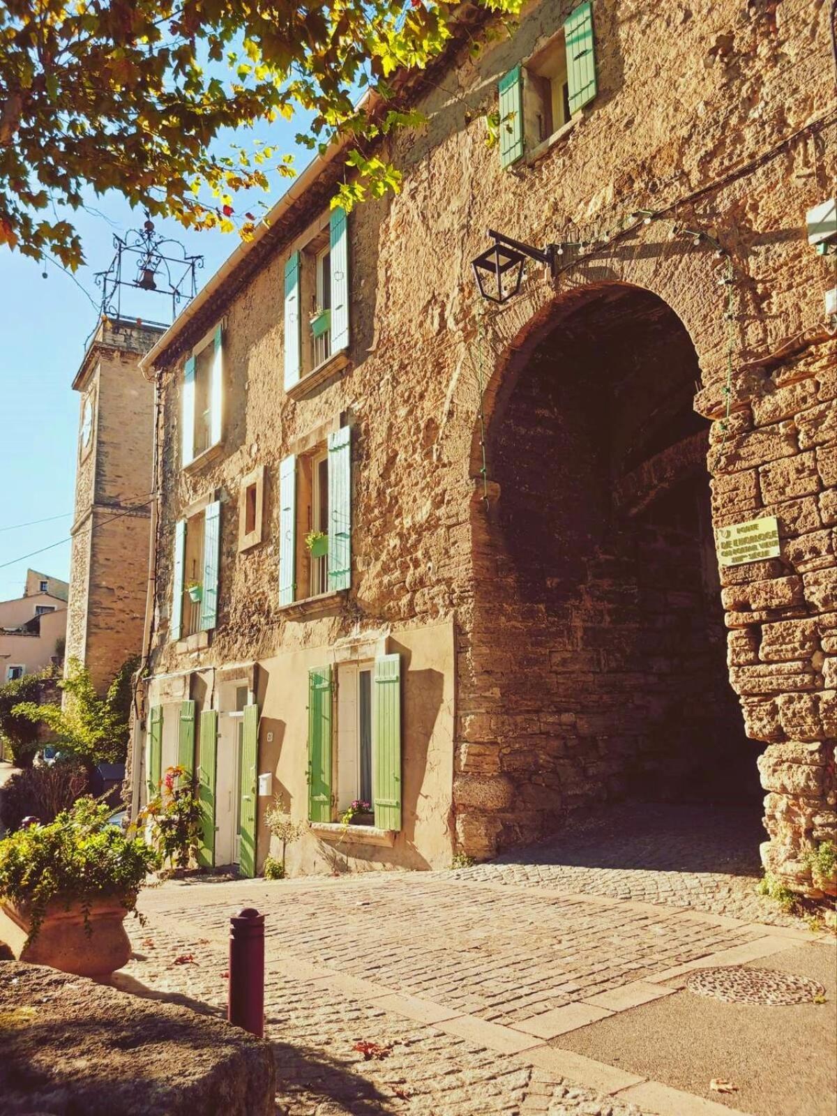 L'Appartement De L'Arche Chateauneuf-de-Gadagne Екстер'єр фото