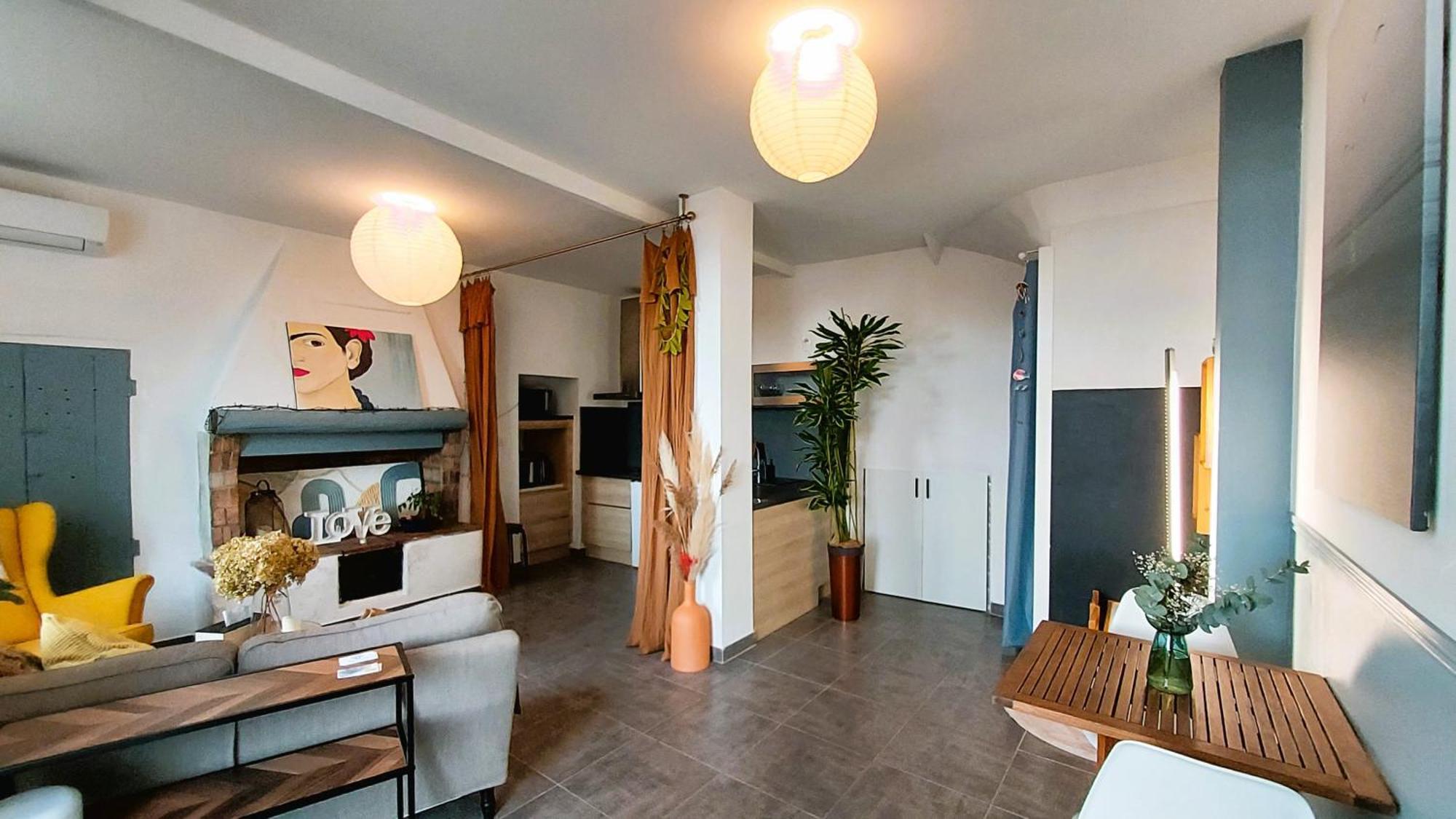 L'Appartement De L'Arche Chateauneuf-de-Gadagne Екстер'єр фото